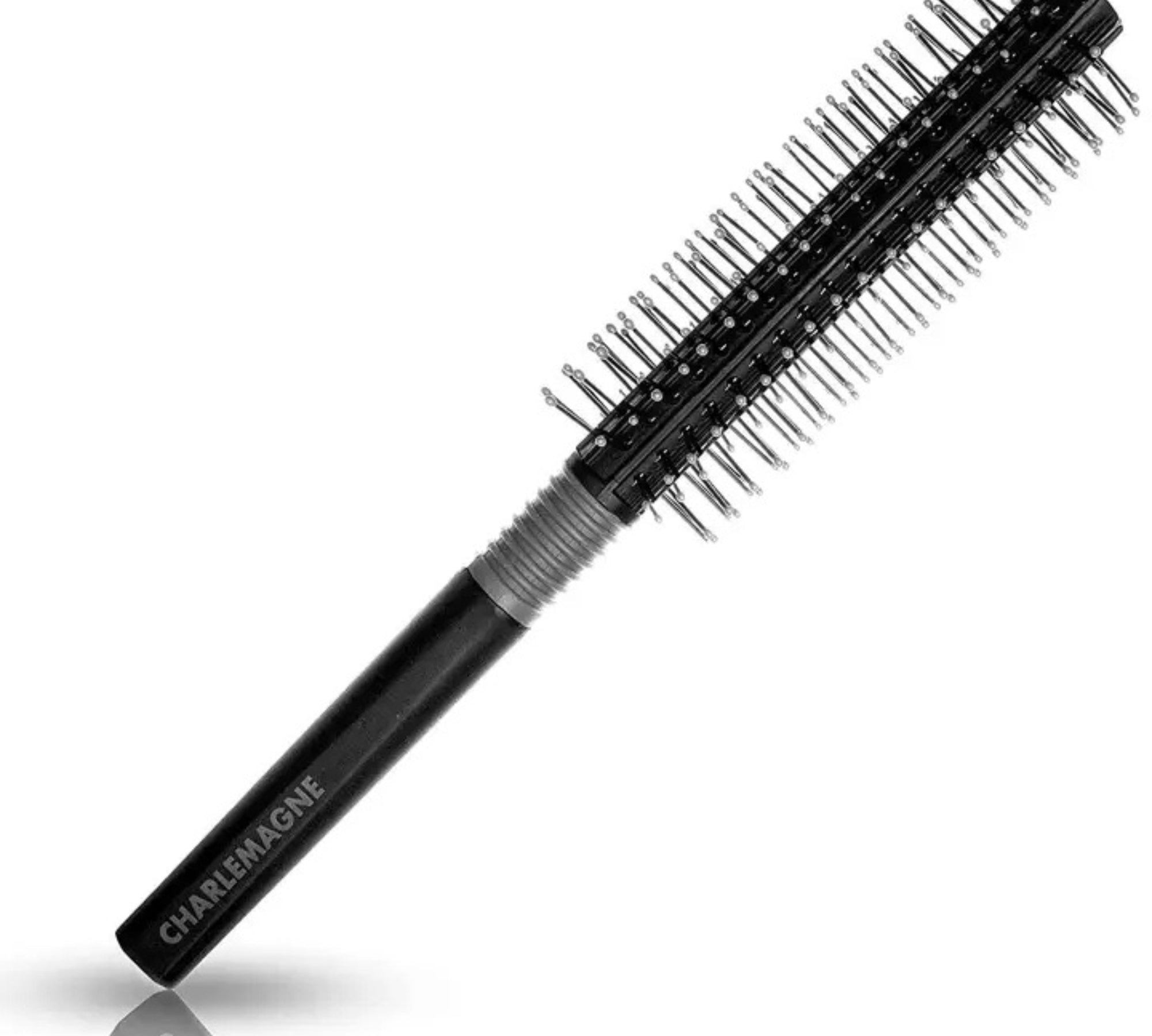 CharlemagneRoundHairBrush_84adac21-d3f6-43f3-a99f-11b4ca9339d7.jpg